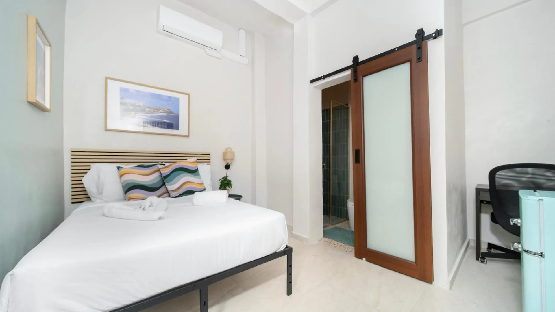 Hotel Room 7 Design-Forward Studio By Lagoon San Juan